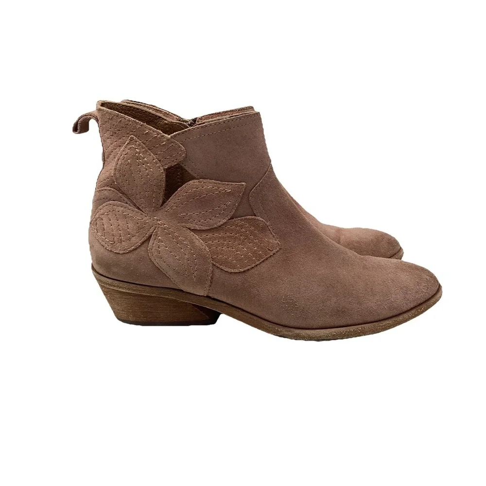 Frye overall nice
